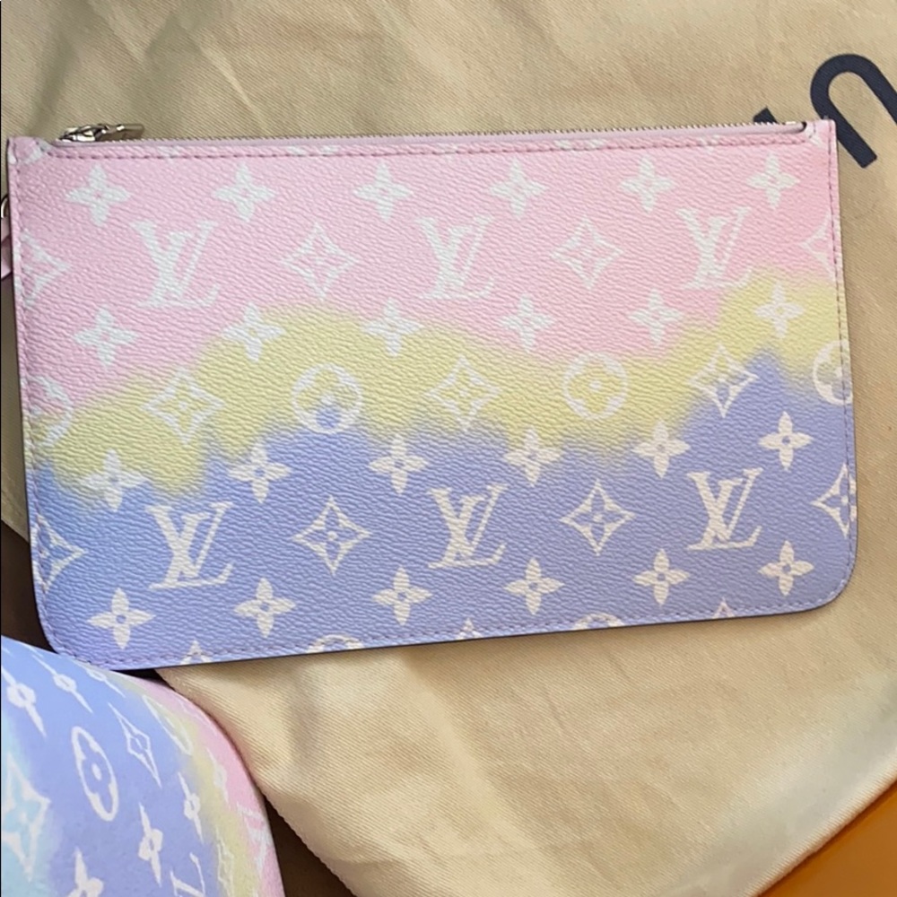 ‼️SOLD‼️ NWT! 💯% Authentic LV Escale Neverfull - Picture 5 of 12